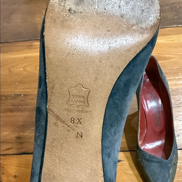 Yves Saint Laurent Elegant Velvet Grey and Faux snake skin Heels Size 8.5 N - Picture 6 of 13